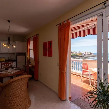 Penthouse Heidi Apartment Caleta de Interian